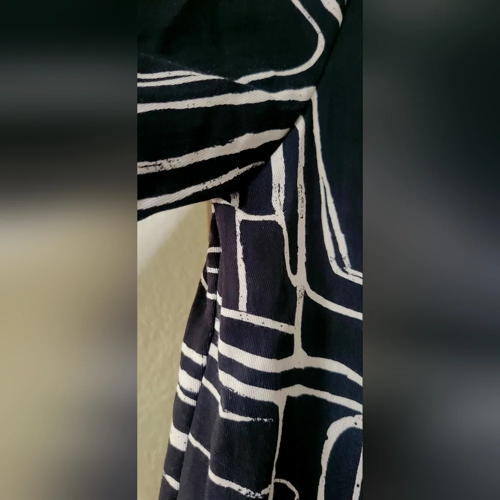 Liv By Habitat Print Modern Jacket Small NWOT